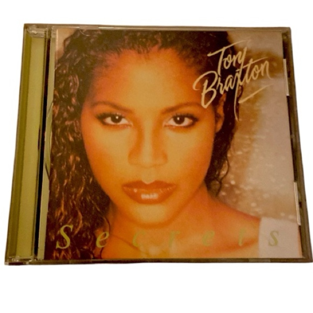 Toni Braxton Secrets CD, 1996‎